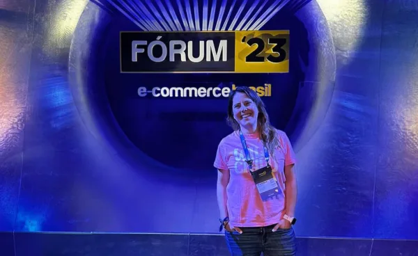 Kika Escobar, conferencista para eventos corporativos sobre Integración Tecnológica