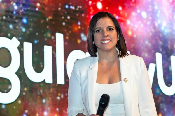 Bárbara Silva, conferencista para eventos corporativos sobre Comportamiento Organizacional