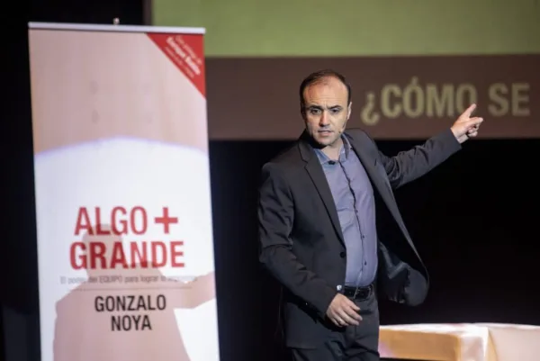 Gonzalo Noya, conferencista para eventos corporativos sobre Liderazgo Estratégico