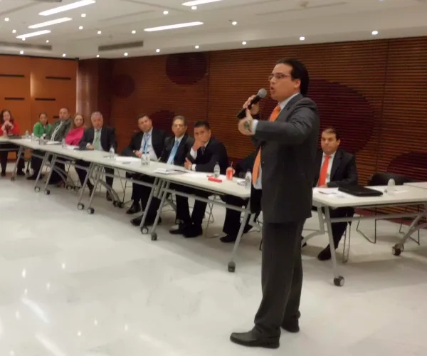 José Jacinto Muñoz, conferencista para eventos corporativos sobre Liderazgo Transformacional