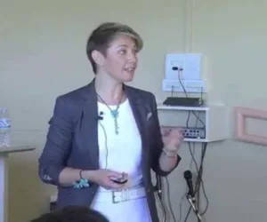 Inma Ríos, conferencista para eventos corporativos sobre Desarrollo de Equipos