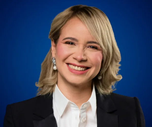 Vilma Nuñez — Conferencista de Ventas