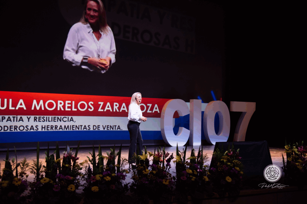 Paula Morelos Zaragoza, conferencista para eventos corporativos sobre Amor Incondicional