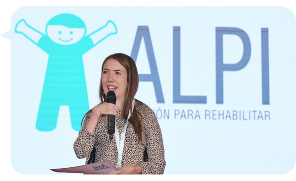 Daniela Aza, conferencista para eventos corporativos sobre Diversidad e Inclusión