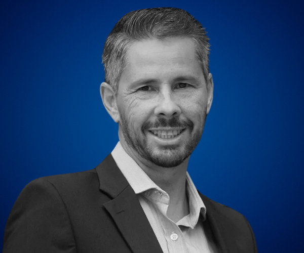 José Miguel Sánchez — Conferencista de Resiliencia